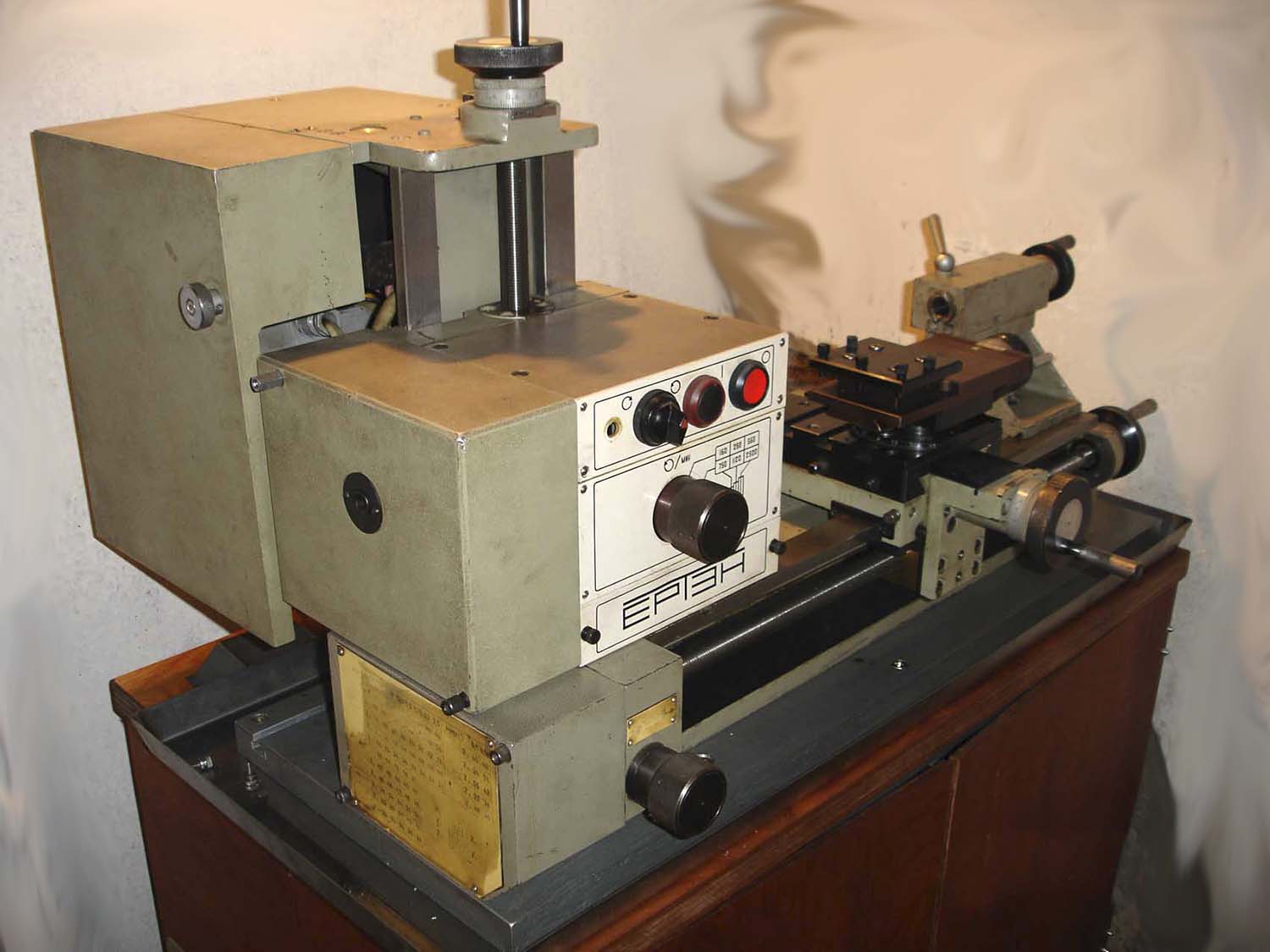 Ертен фото токарного верстата